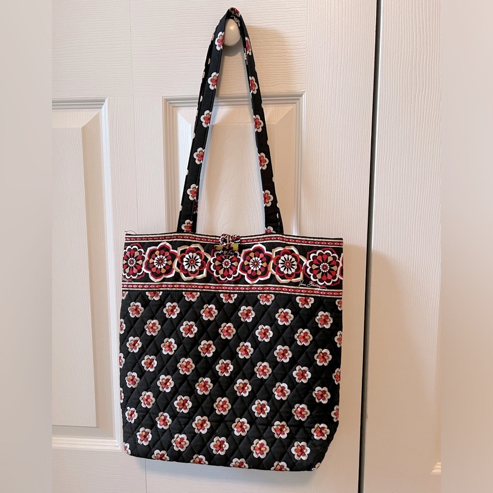 NWOT Vera Bradley Black Tote